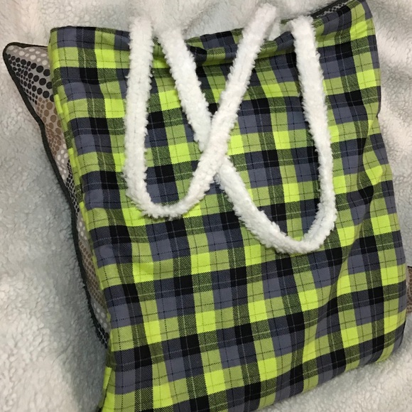 Flannel Beach Bag (variety of uses) - Picture 5 of 5